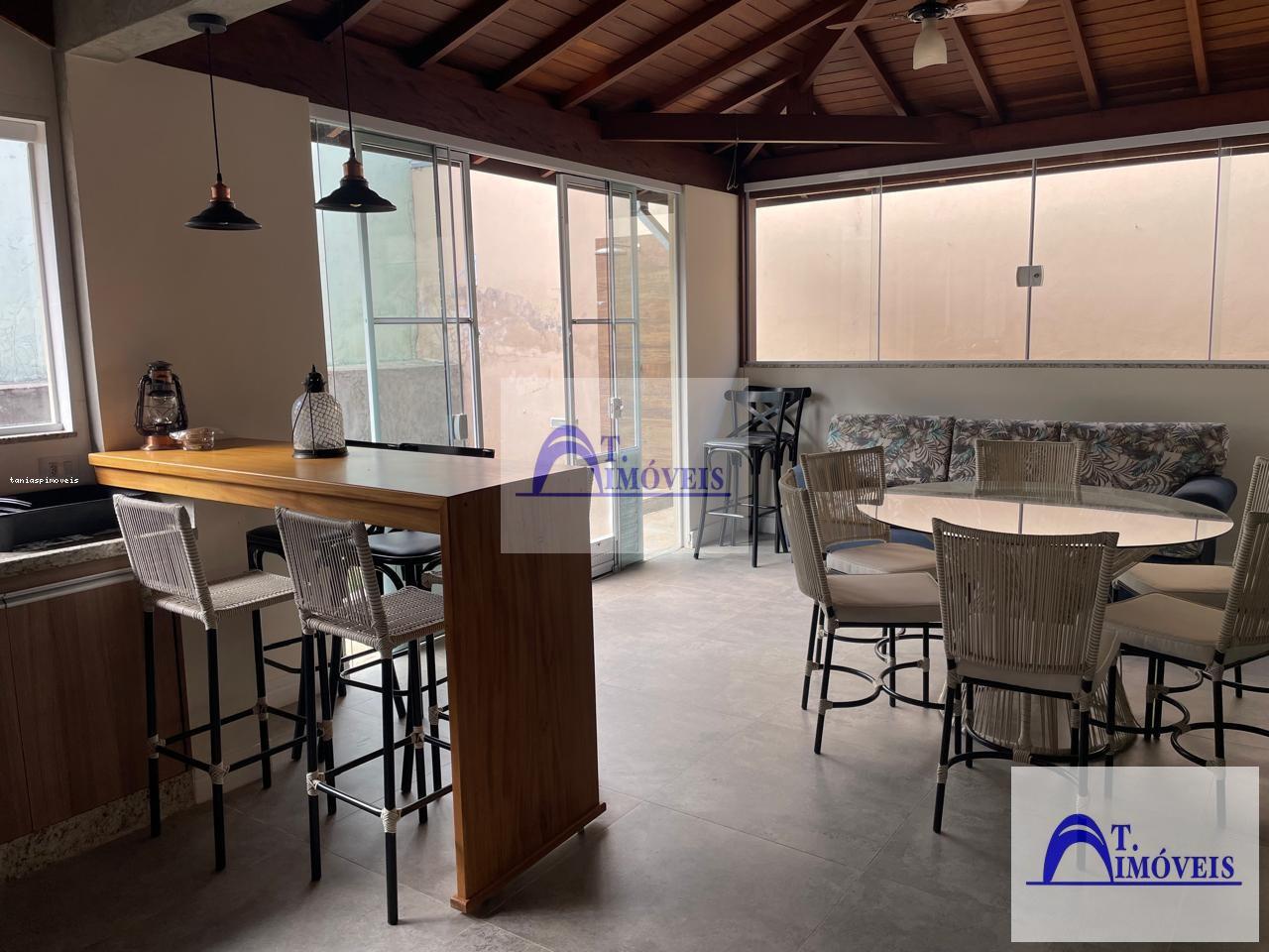 Casa, 3 quartos, 200 m² - Foto 1