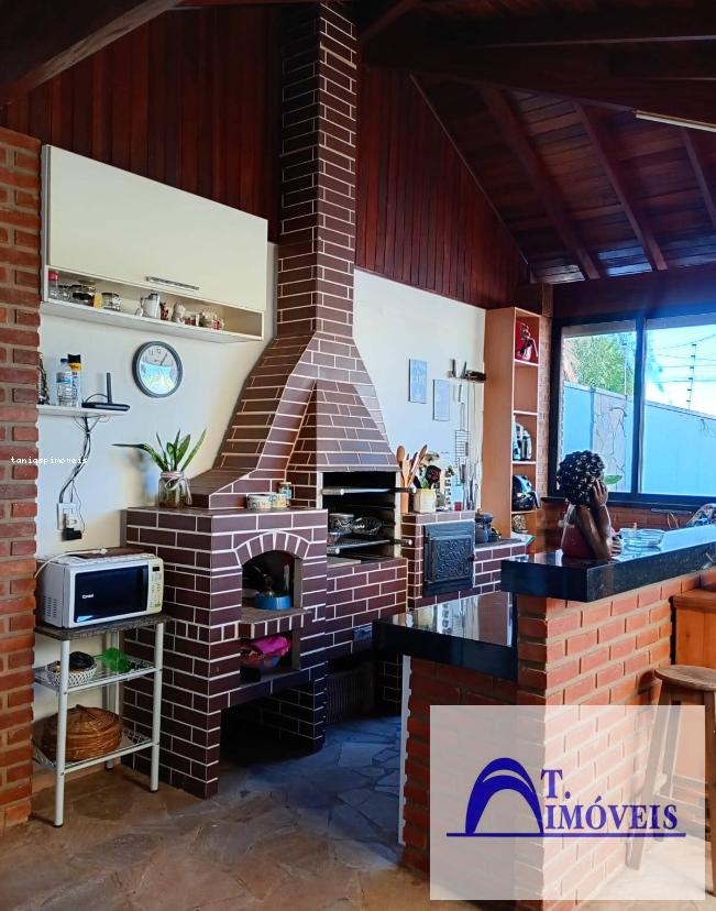 Casa, 3 quartos, 250 m² - Foto 4