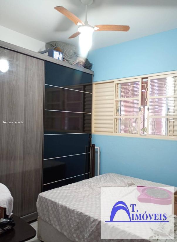 Casa, 3 quartos, 250 m² - Foto 9