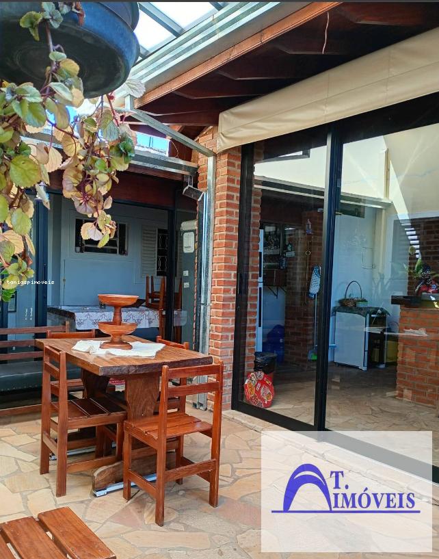 Casa, 3 quartos, 250 m² - Foto 19