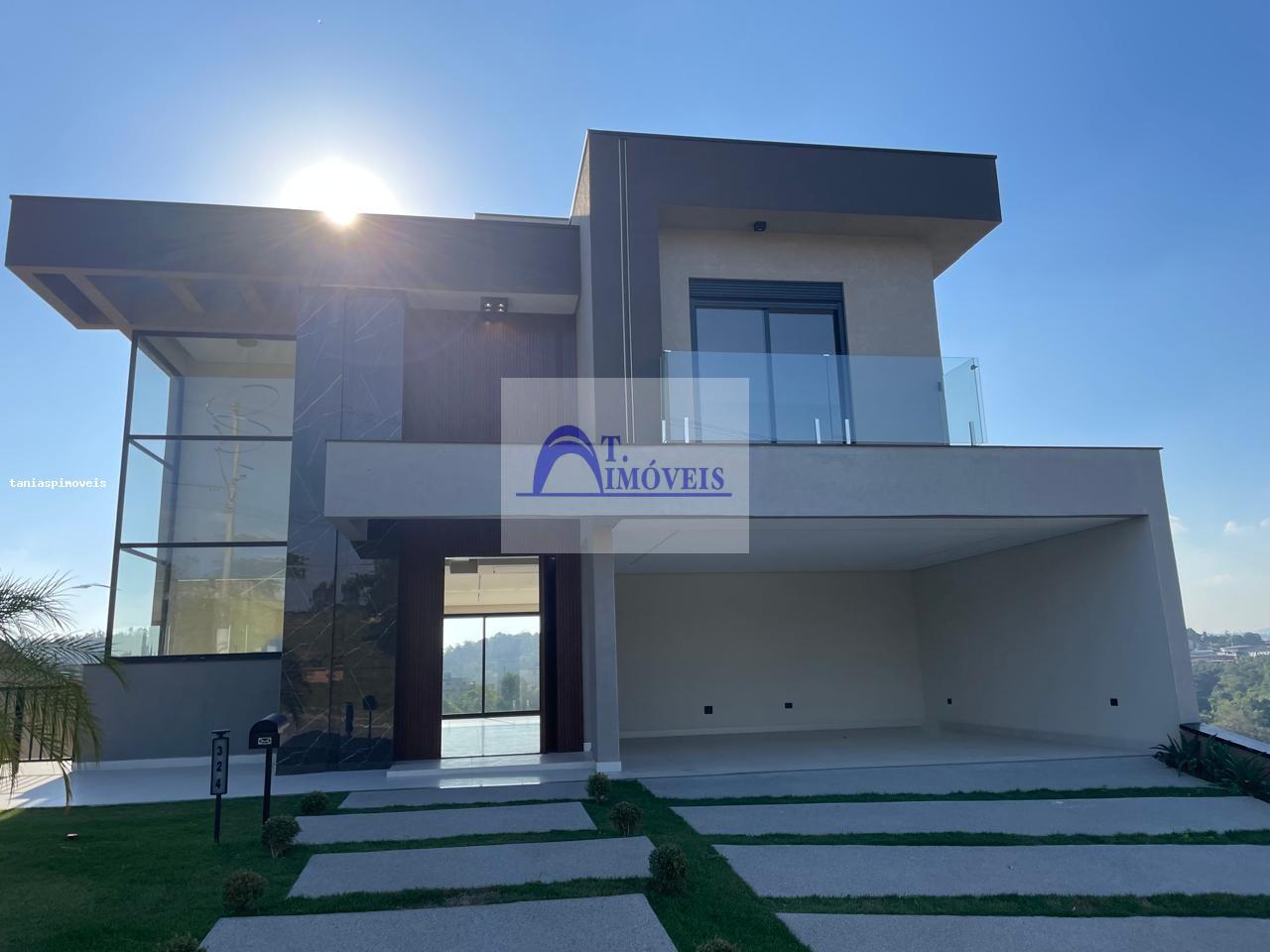 Casa, 4 quartos, 250 m² - Foto 1