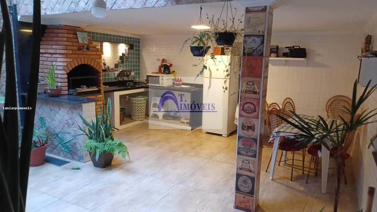 Casa, 4 quartos, 220 m² - Foto 3