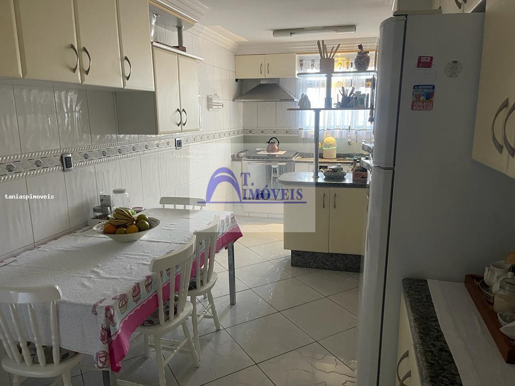 Casa, 4 quartos, 220 m² - Foto 28